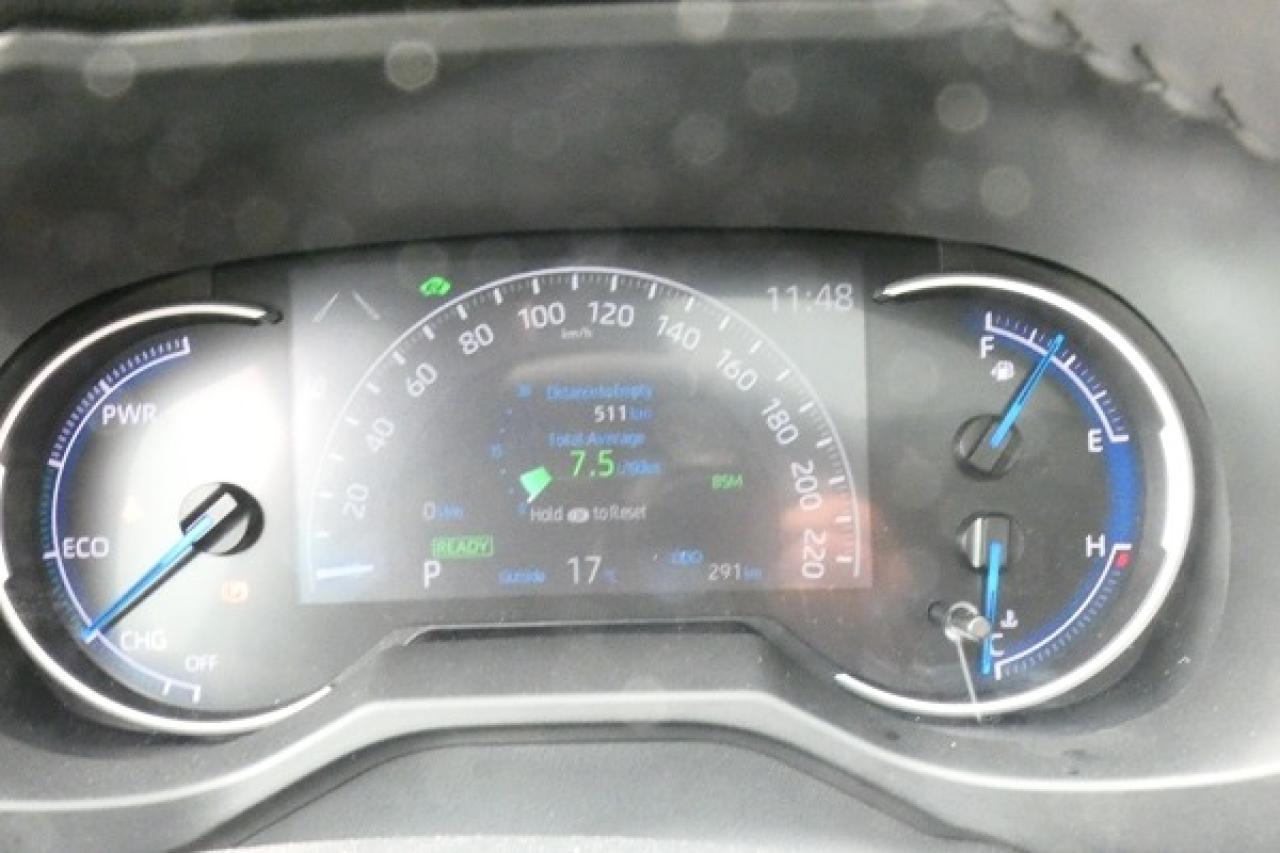 2025 Toyota RAV4 Hybrid XLE AWD w/Htd cloth, S/R, NAV ready, BUC - Photo #13