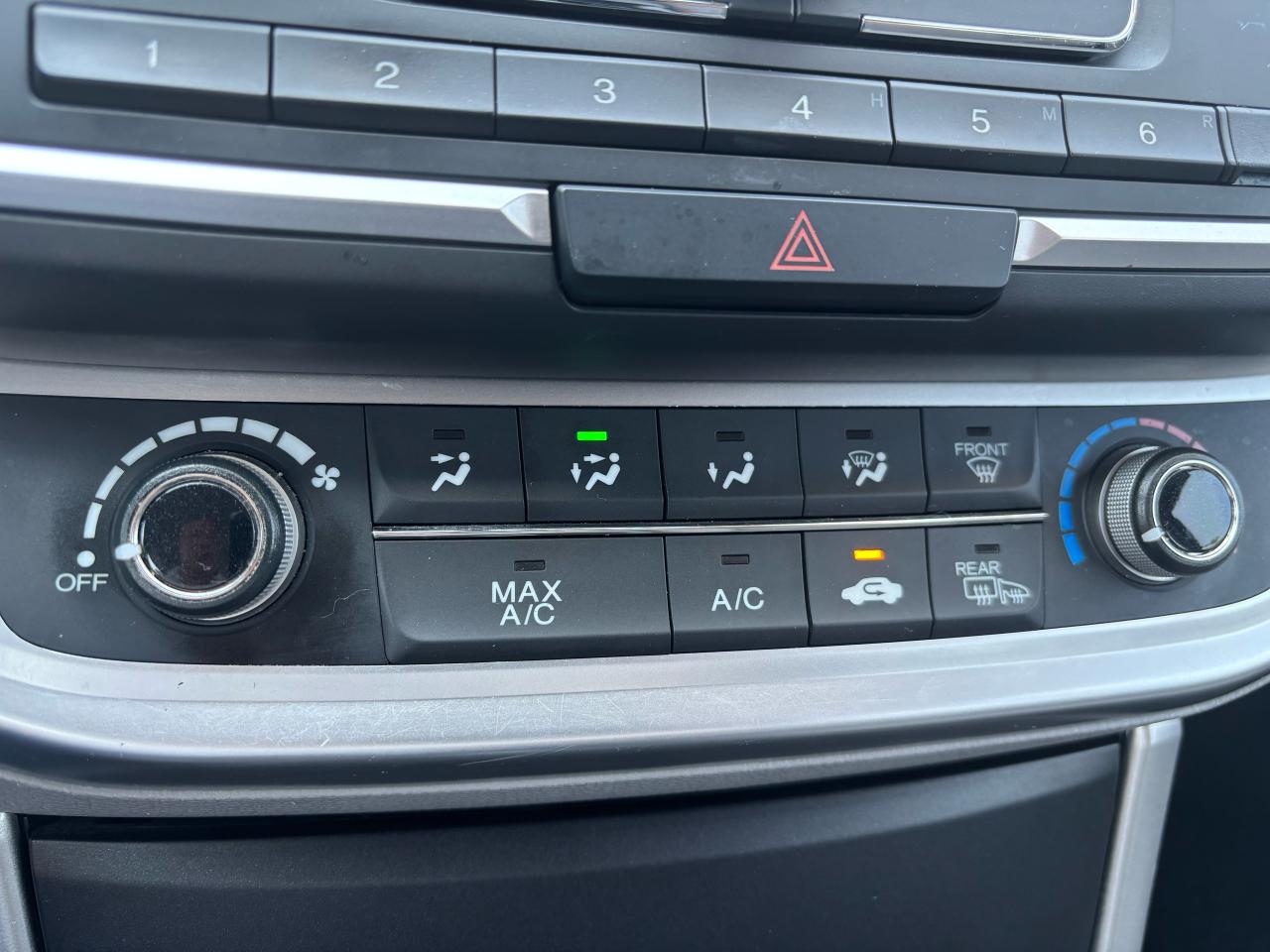 2014 Honda Accord LX, P. Seats, Keyless Back-up-Camera, Alloys - Photo #12