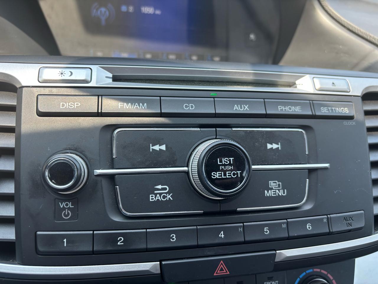 2014 Honda Accord LX, P. Seats, Keyless Back-up-Camera, Alloys - Photo #13