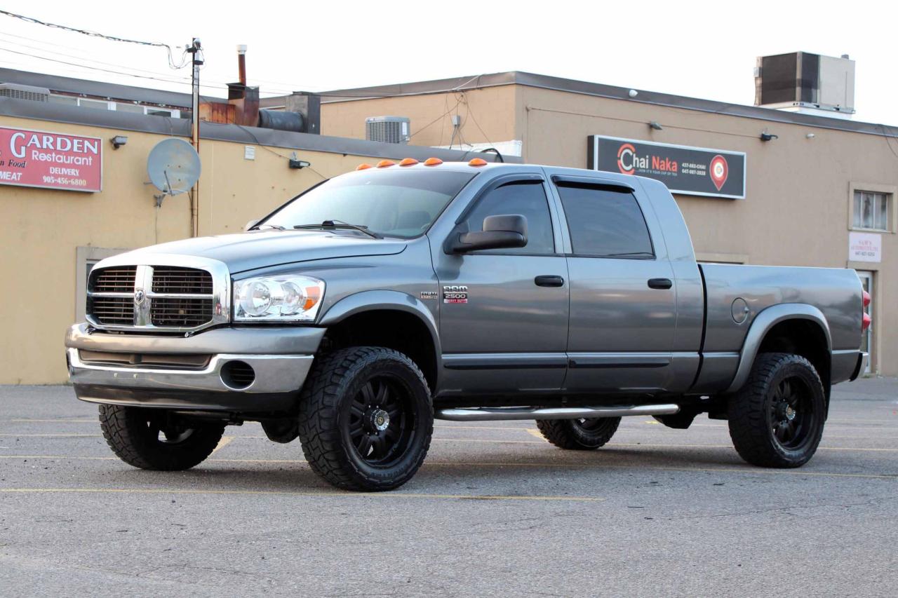 2008 Dodge Ram 2500 SXT - Photo #3
