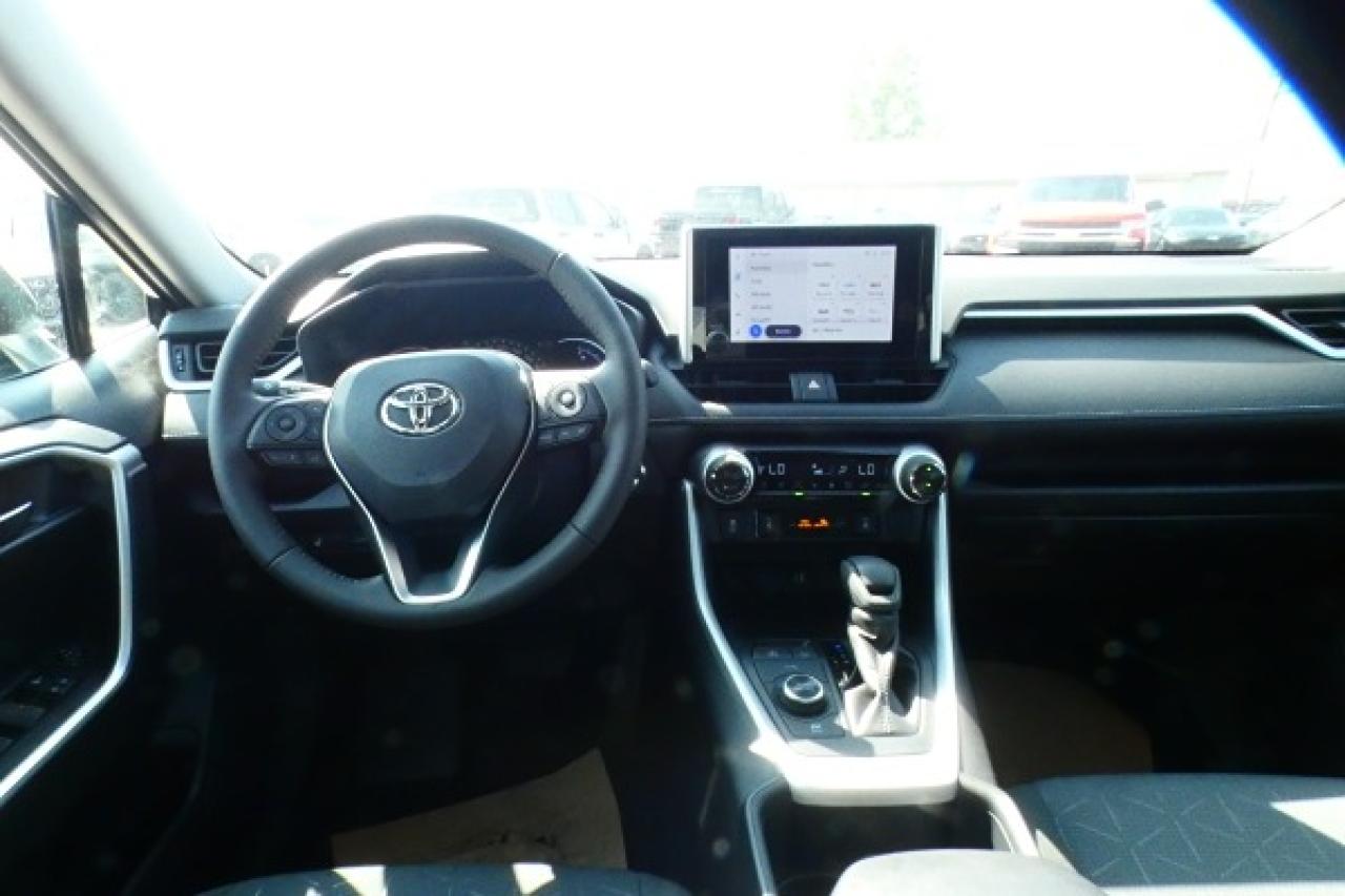 2025 Toyota RAV4 Hybrid XLE AWD w/Htd cloth, S/R, NAV ready, BUC - Photo #12