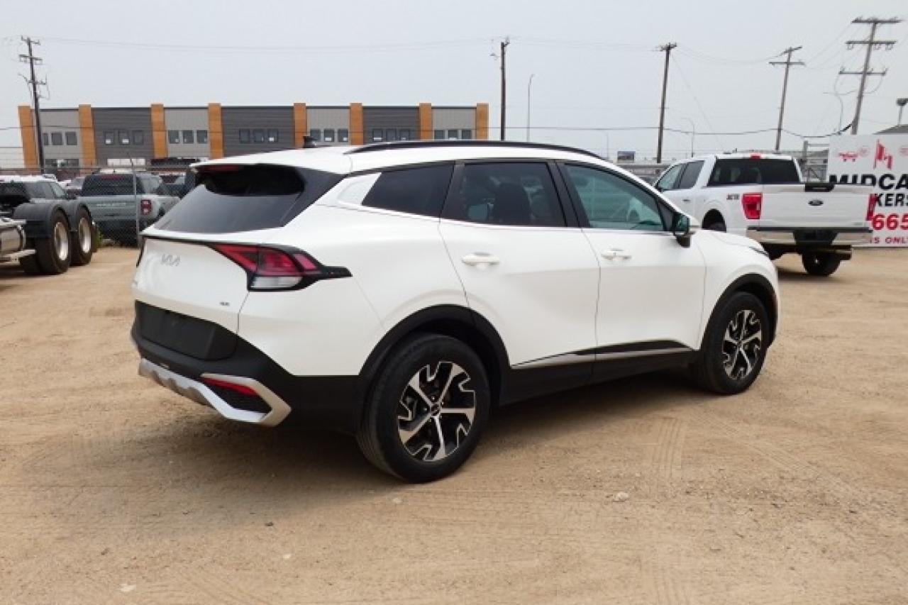 2023 Kia Sportage EX w/Htd Leather, pano S/R, NAV, BUC - Photo #6