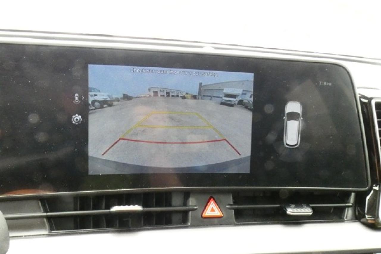 2023 Kia Sportage EX w/Htd Leather, pano S/R, NAV, BUC - Photo #13