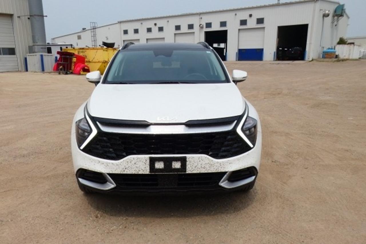 2023 Kia Sportage EX w/Htd Leather, pano S/R, NAV, BUC - Photo #3