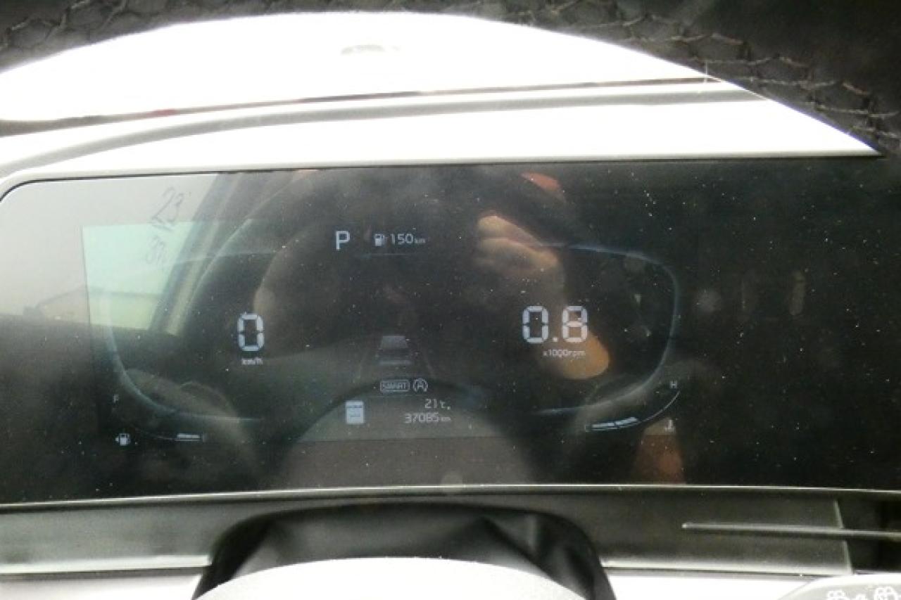 2023 Kia Sportage EX w/Htd Leather, pano S/R, NAV, BUC - Photo #12