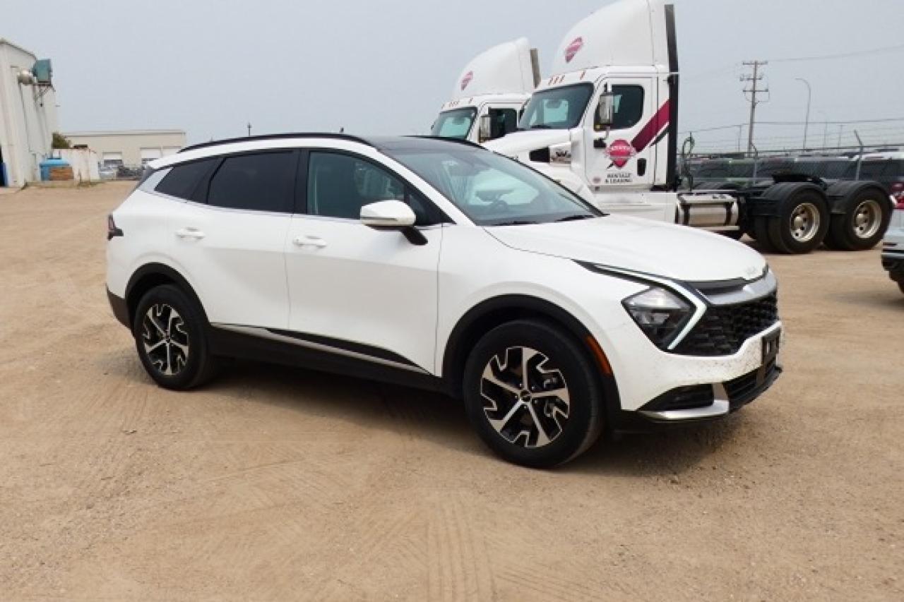 2023 Kia Sportage EX w/Htd Leather, pano S/R, NAV, BUC - Photo #4