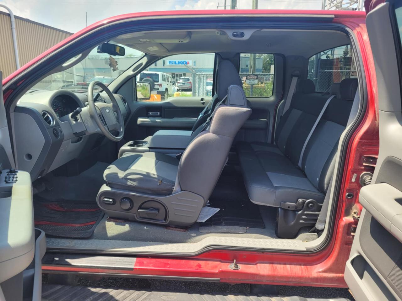 2007 Ford F-150 XLT Photo4