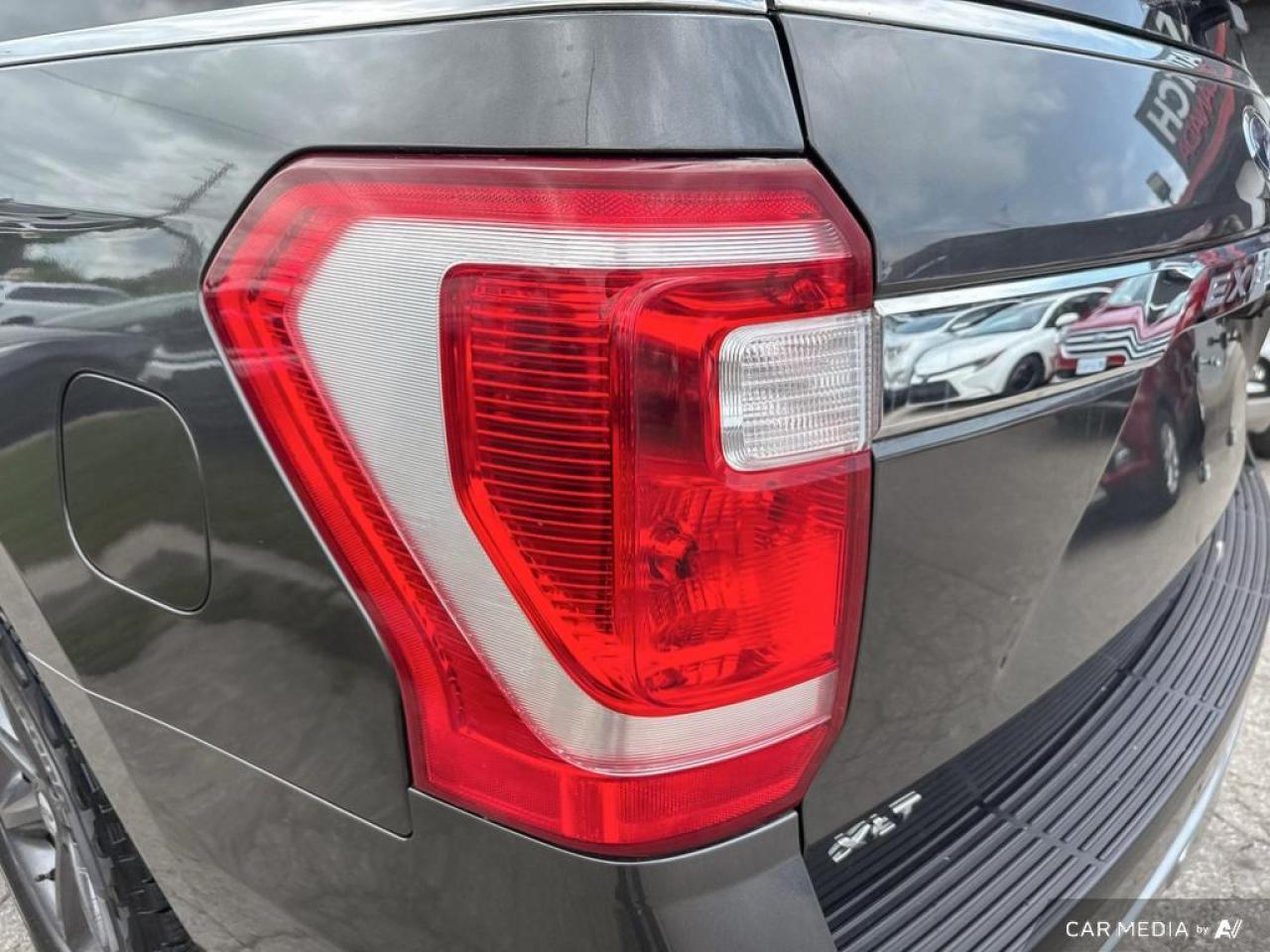 2021 Ford Expedition XLT / FX4 / NO ACCIDENTS / NAV / 4X4 / LEATHER - Photo #8