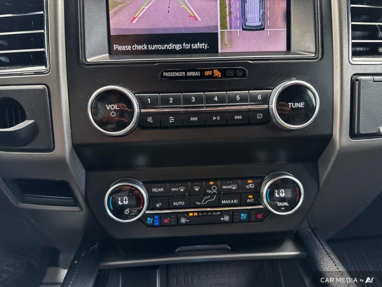 2021 Ford Expedition XLT / FX4 / NO ACCIDENTS / NAV / 4X4 / LEATHER - Photo #19