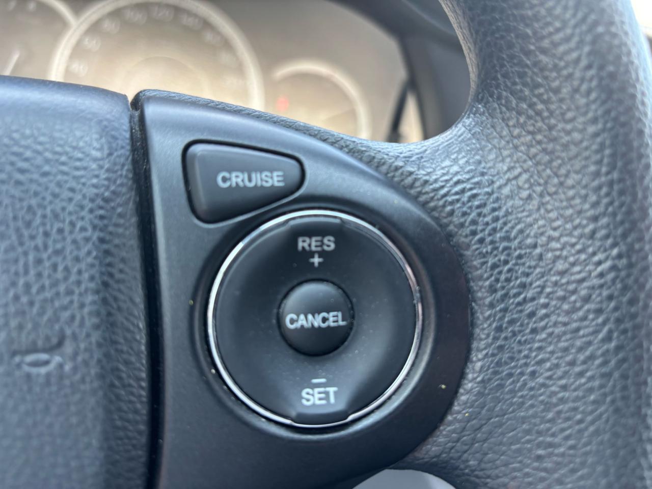 2014 Honda Accord LX, P. Seats, Keyless Back-up-Camera, Alloys