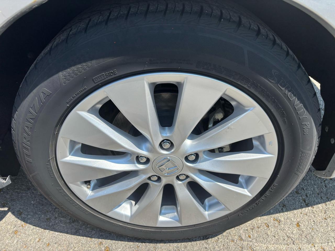 2014 Honda Accord LX, P. Seats, Keyless Back-up-Camera, Alloys
