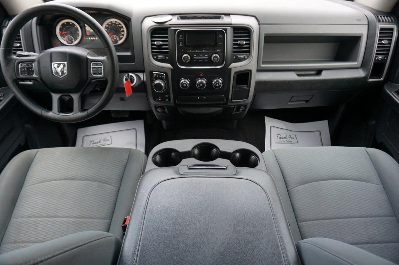 2017 RAM 1500 V6 3.6L ST 4WD CREW CAB CERTIFIED CAMERA BLUETOOTH CRUISE ALLOYS - Photo #11