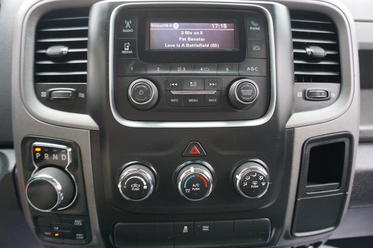 2017 RAM 1500 V6 3.6L ST 4WD CREW CAB CERTIFIED CAMERA BLUETOOTH CRUISE ALLOYS - Photo #22