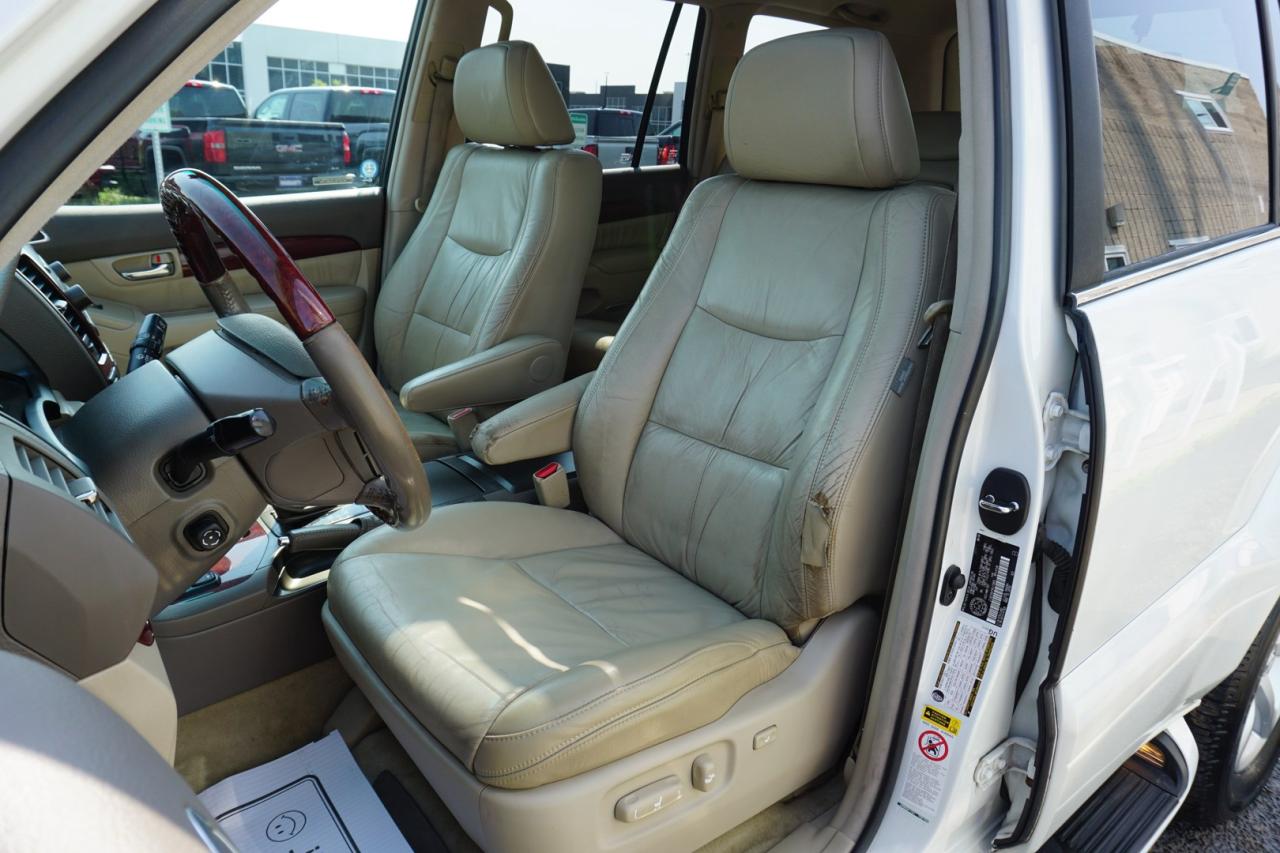 2009 Lexus GX 470 4.7L V8 SPORT AWD *ACCIDENT FREE* CAMERA DVD LEATHER HEATED SEATS SUNROOF CRUISE ALLOYS - Photo #13
