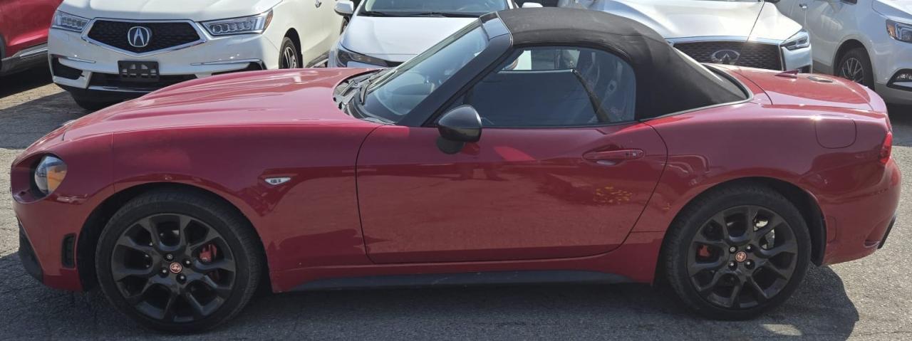 2020 Fiat 124 Spider 124 SPIDER / ABARTH / NO ACCIDENTS / LEATHER / M/T - Photo #2