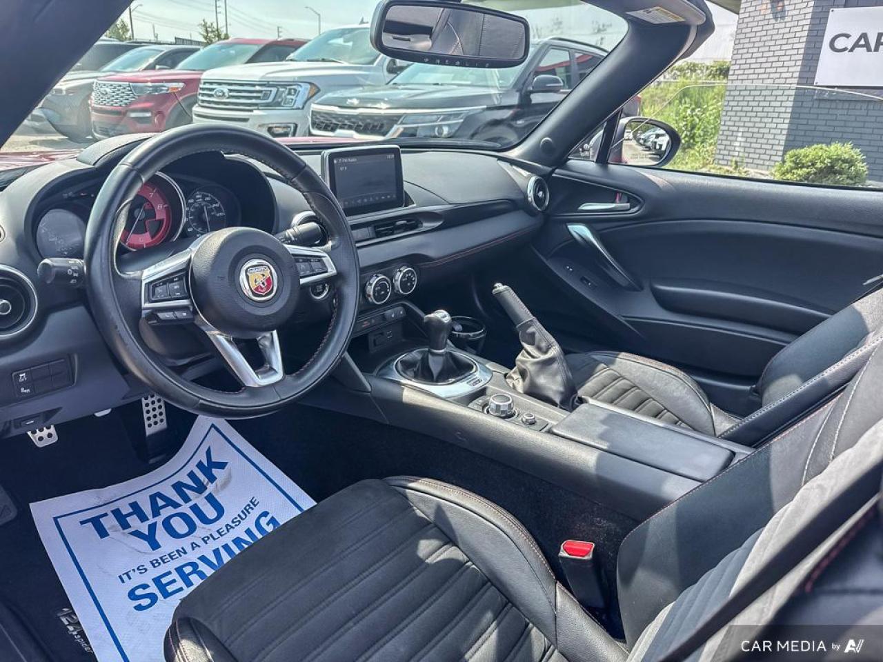 2020 Fiat 124 Spider 124 SPIDER / ABARTH / NO ACCIDENTS / LEATHER / M/T - Photo #9
