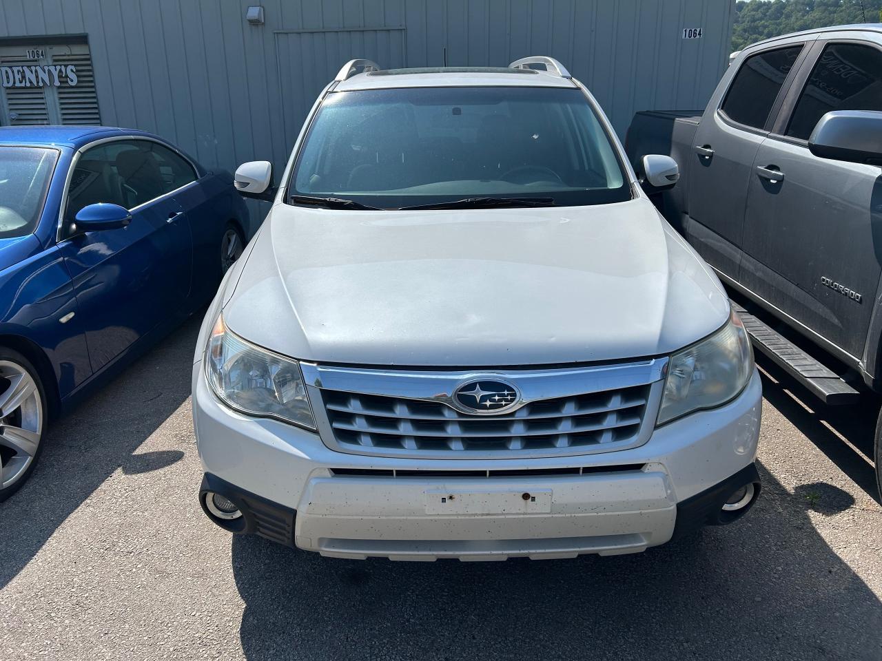 2012 Subaru Forester X Limited Photo3