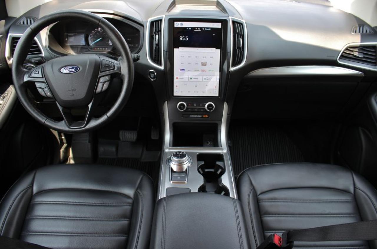 2022 Ford Edge SEL*AWD*Heated Leather*CarPlay*Rear Cam*Navi - Photo #10