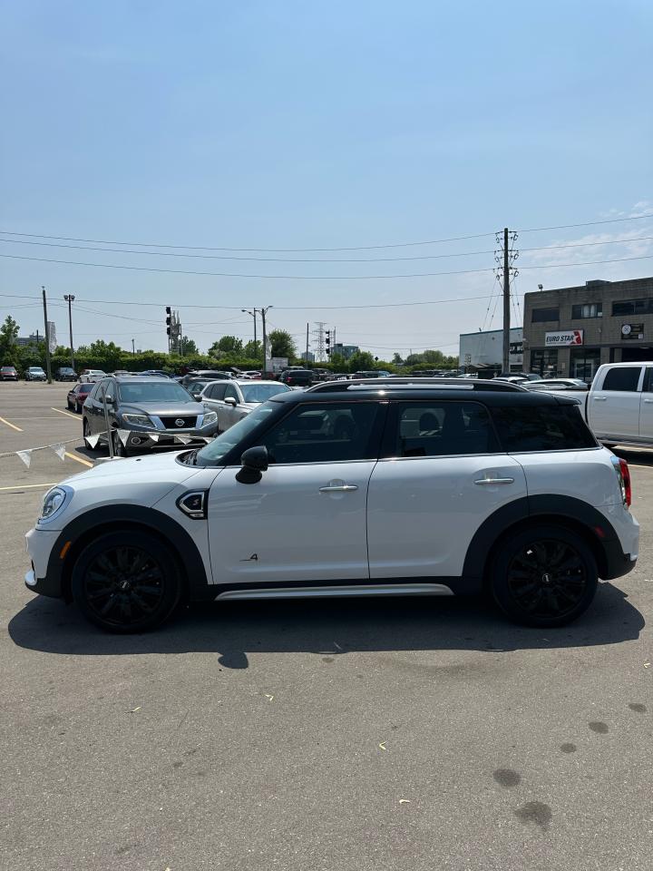 2017 MINI Cooper Countryman S - Photo #3