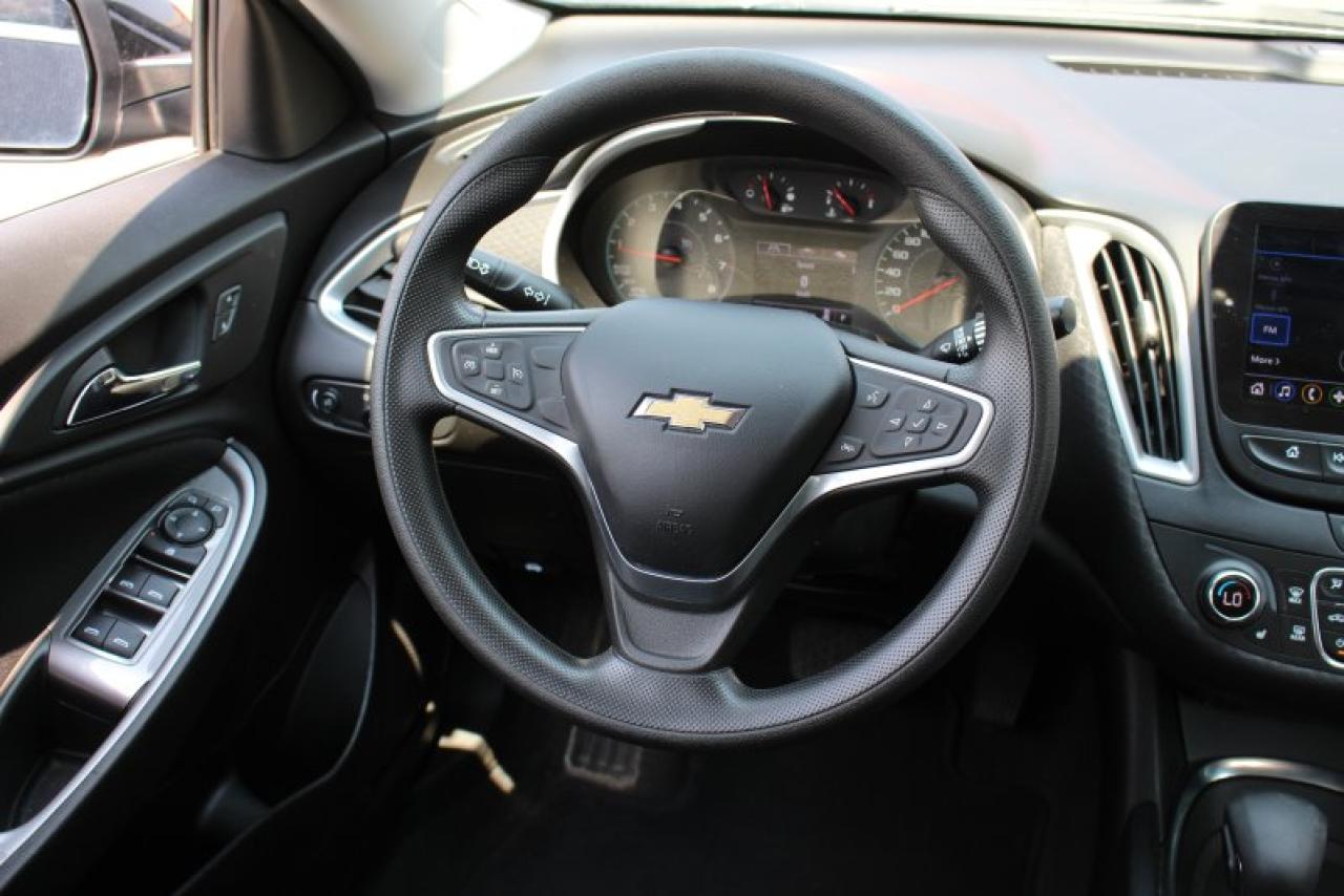 2022 Chevrolet Malibu LT*Heated Seats*CarPlay*OnStar*Rear Cam*FWD - Photo #15