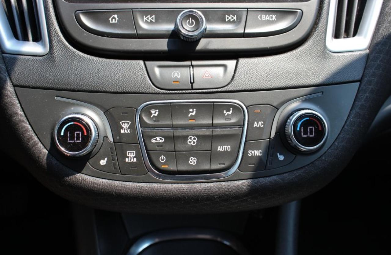2022 Chevrolet Malibu LT*Heated Seats*CarPlay*OnStar*Rear Cam*FWD - Photo #23