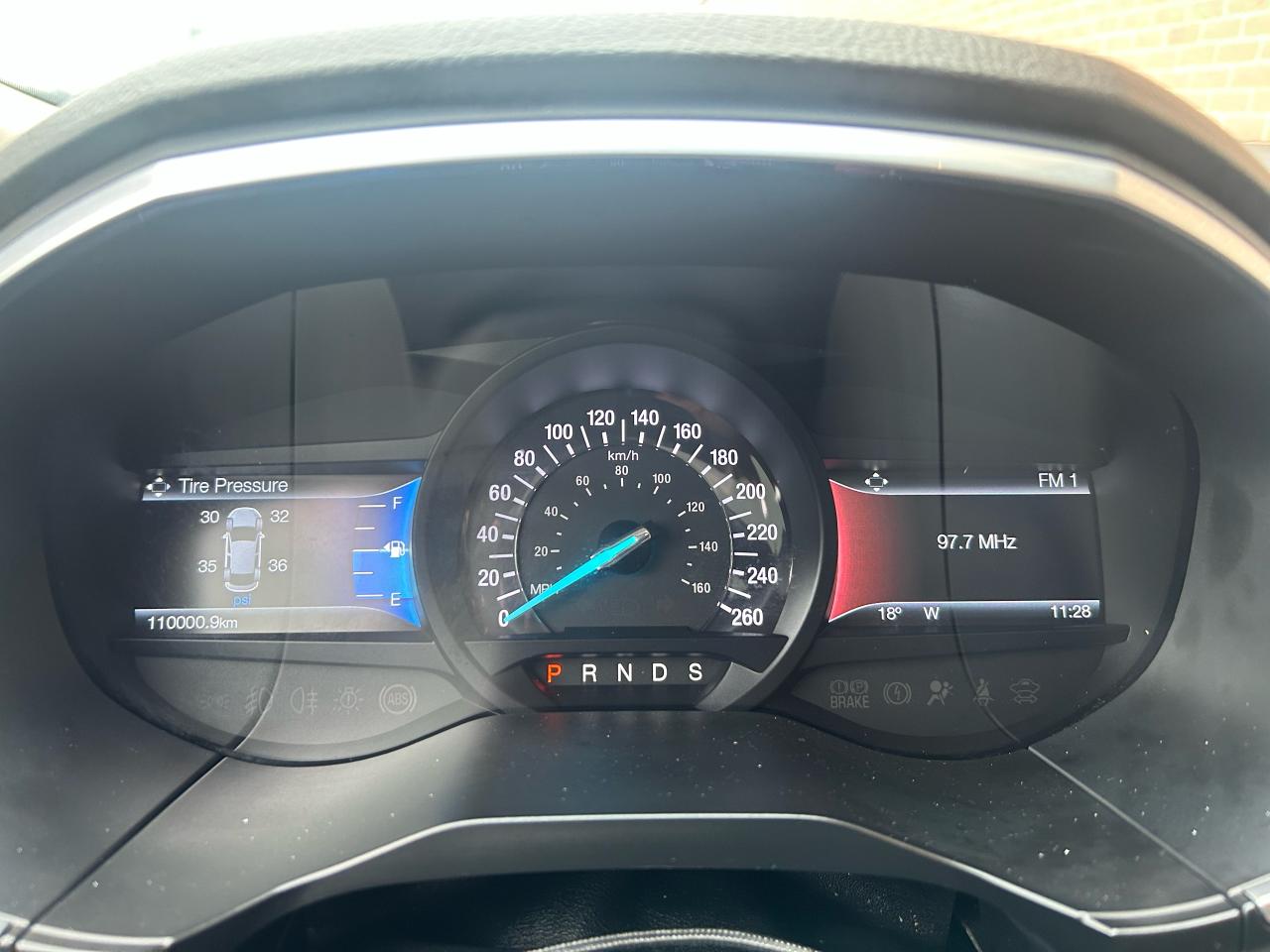 2016 Ford Edge Titanium - Photo #9