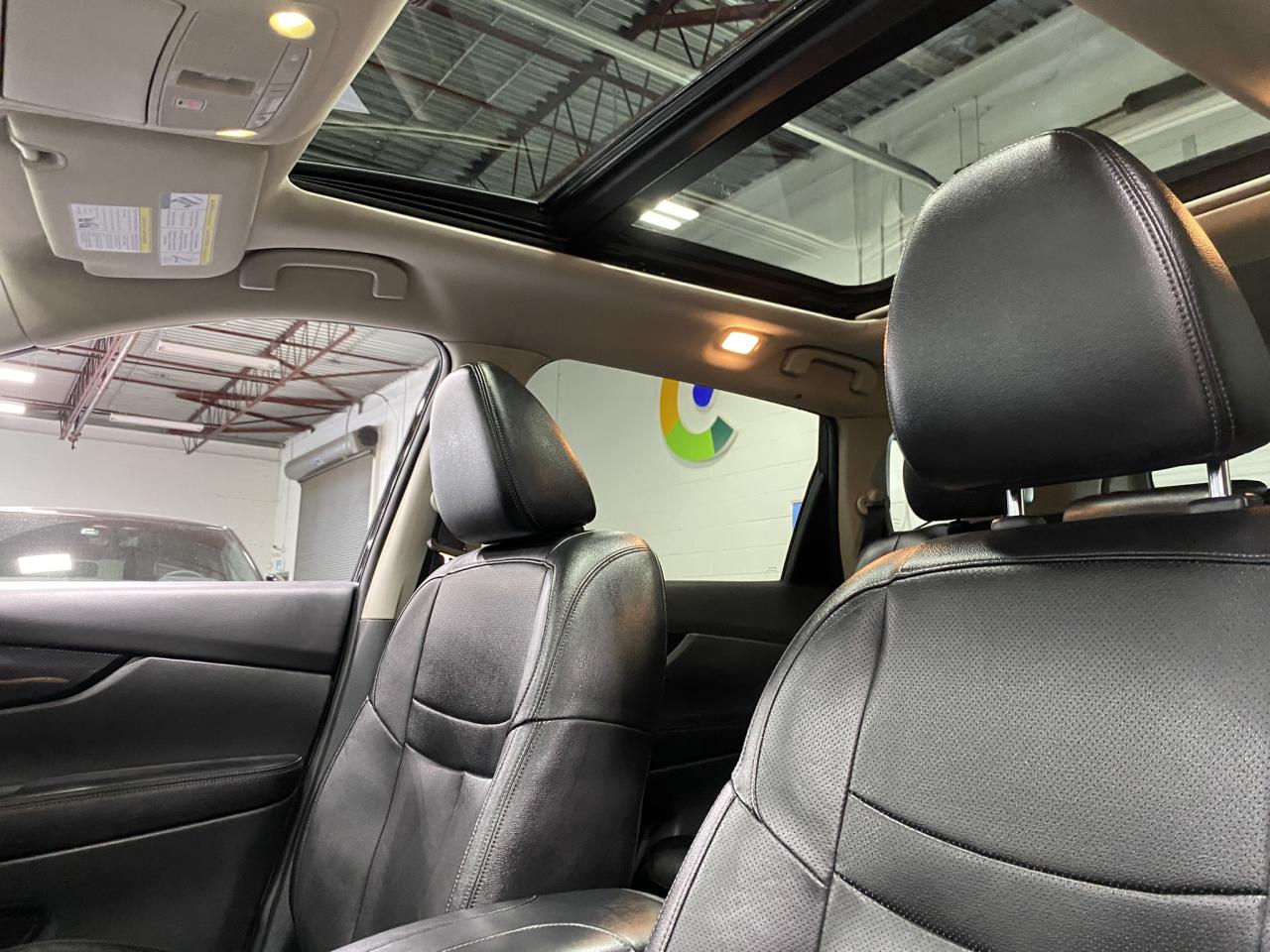 2018 Nissan Rogue SV - Photo #16