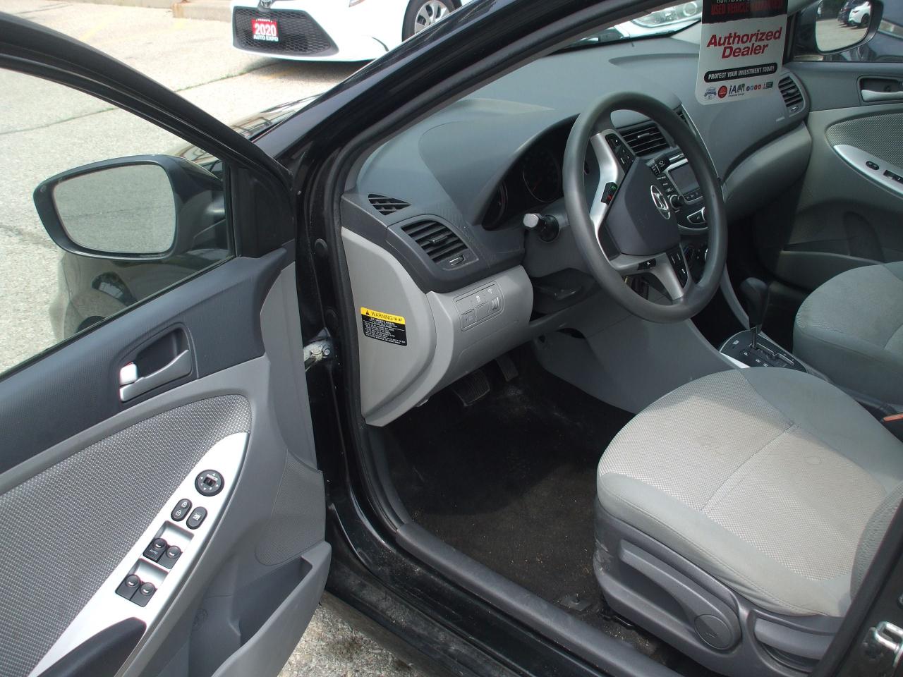 2014 Hyundai Accent GL,Auto,Bluetooth,A/C,Certified,New Brakes - Photo #9