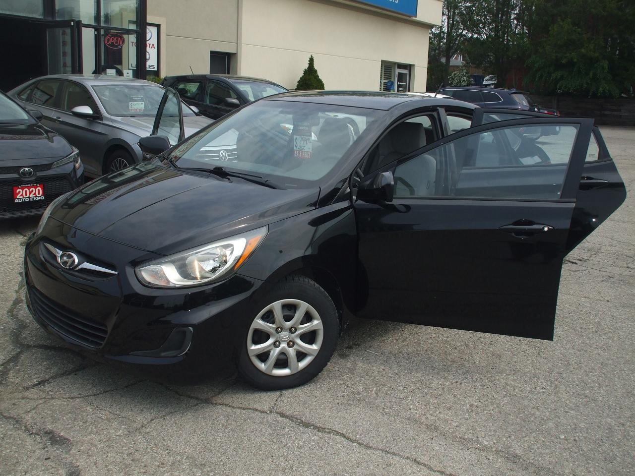 2014 Hyundai Accent GL,Auto,Bluetooth,A/C,Certified,New Brakes - Photo #13