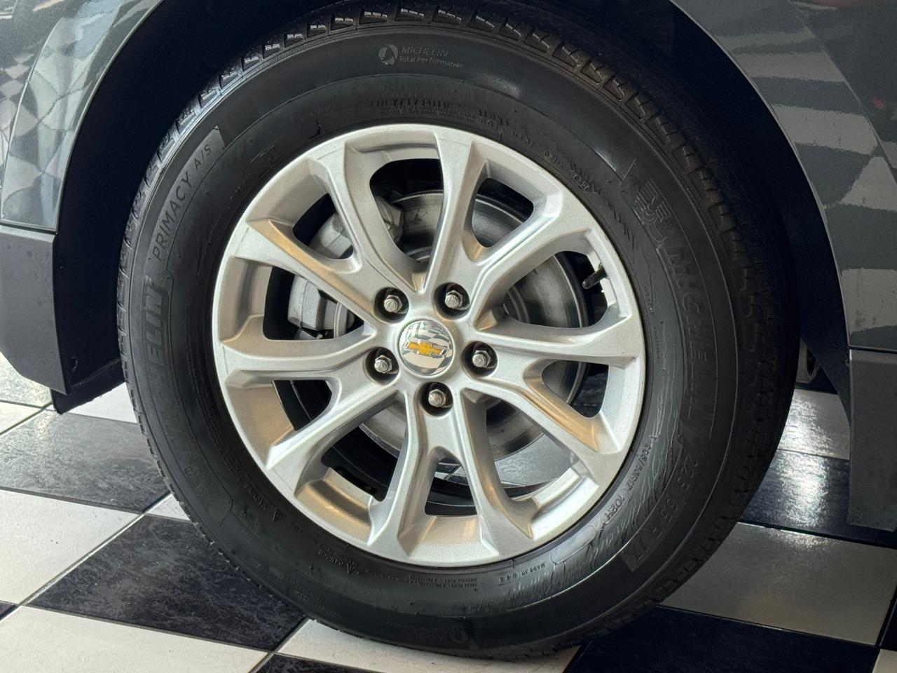 2018 Chevrolet Equinox AWD LT+New Brakes+PWR Gate+Roof+Remote Start Photo46