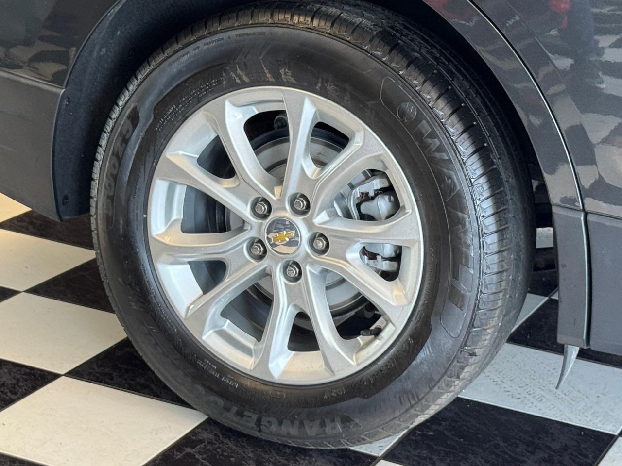 2018 Chevrolet Equinox AWD LT+New Brakes+PWR Gate+Roof+Remote Start Photo105