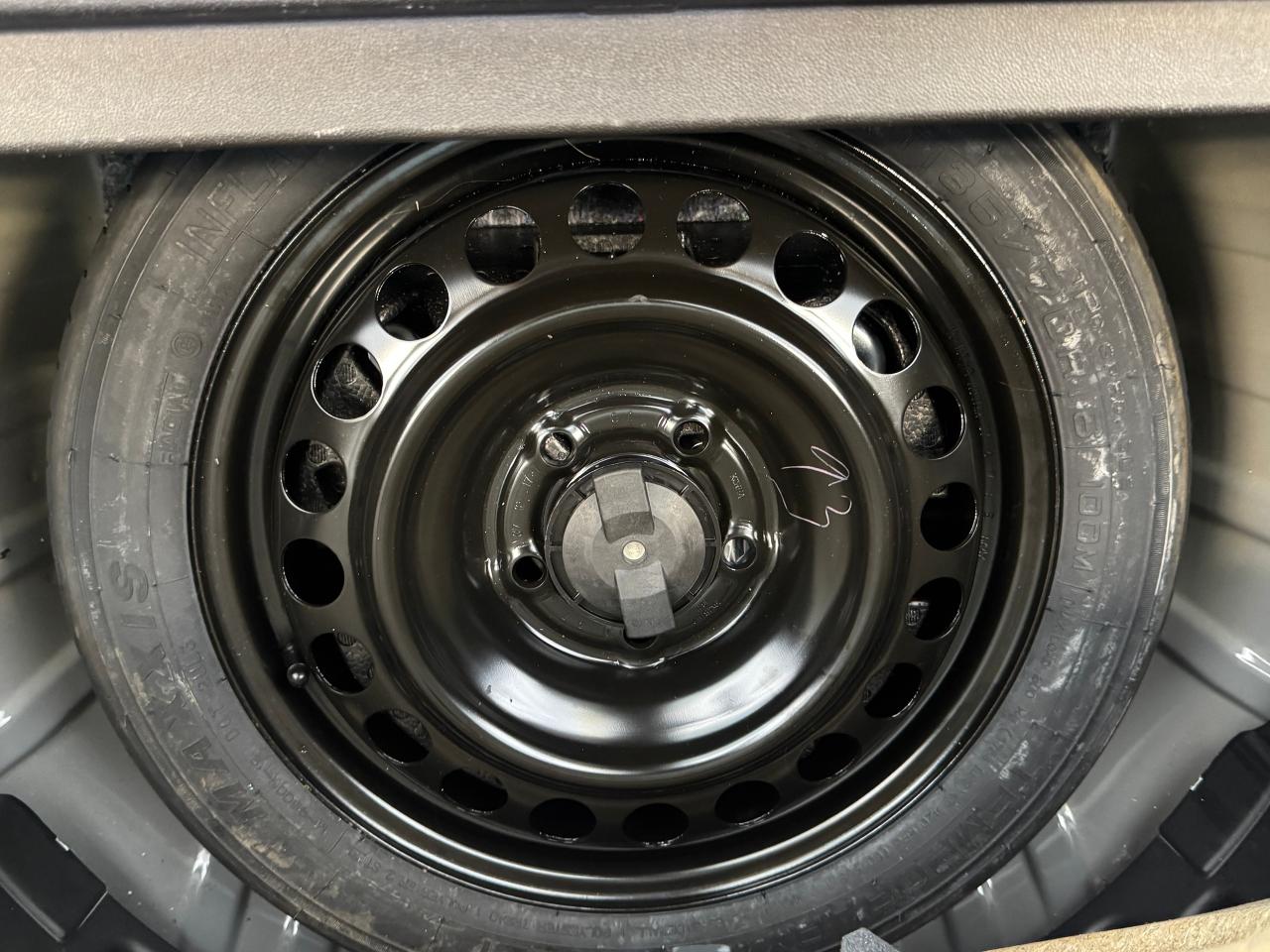 2018 Chevrolet Equinox AWD LT+New Brakes+PWR Gate+Roof+Remote Start - Photo #50