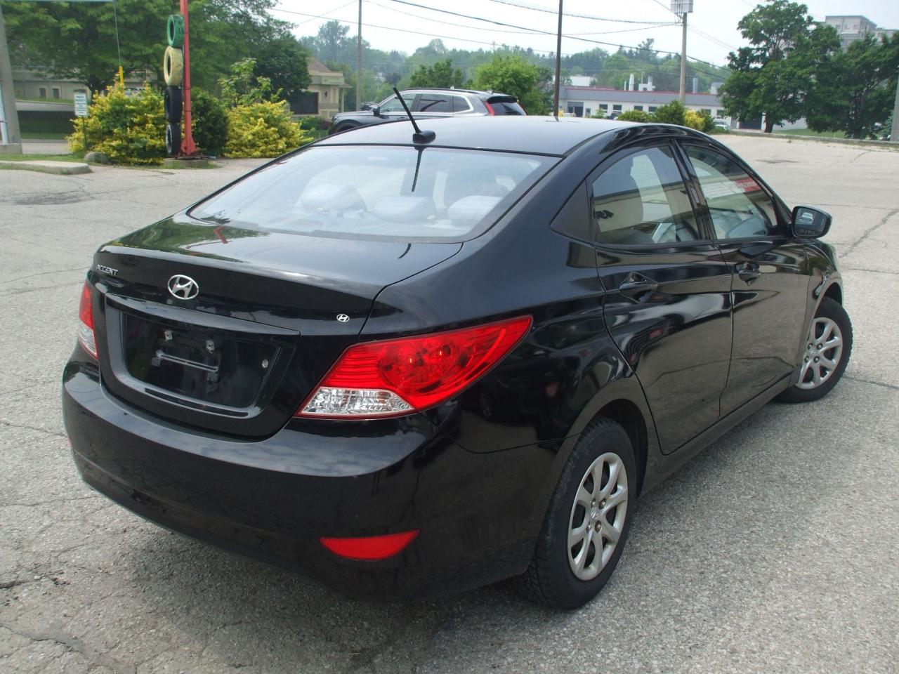 2014 Hyundai Accent GL,Auto,Bluetooth,A/C,Certified,New Brakes