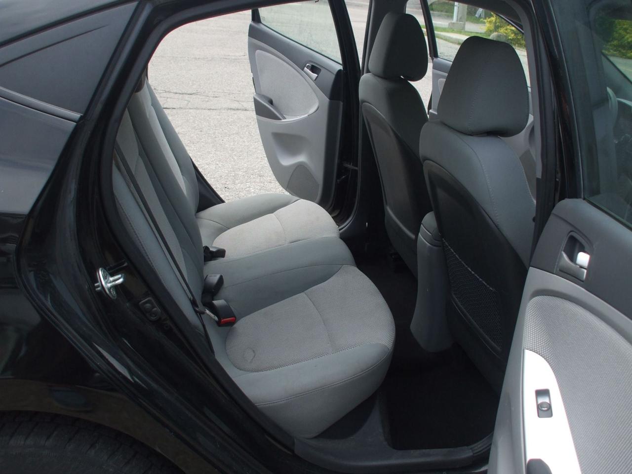2014 Hyundai Accent GL,Auto,Bluetooth,A/C,Certified,New Brakes