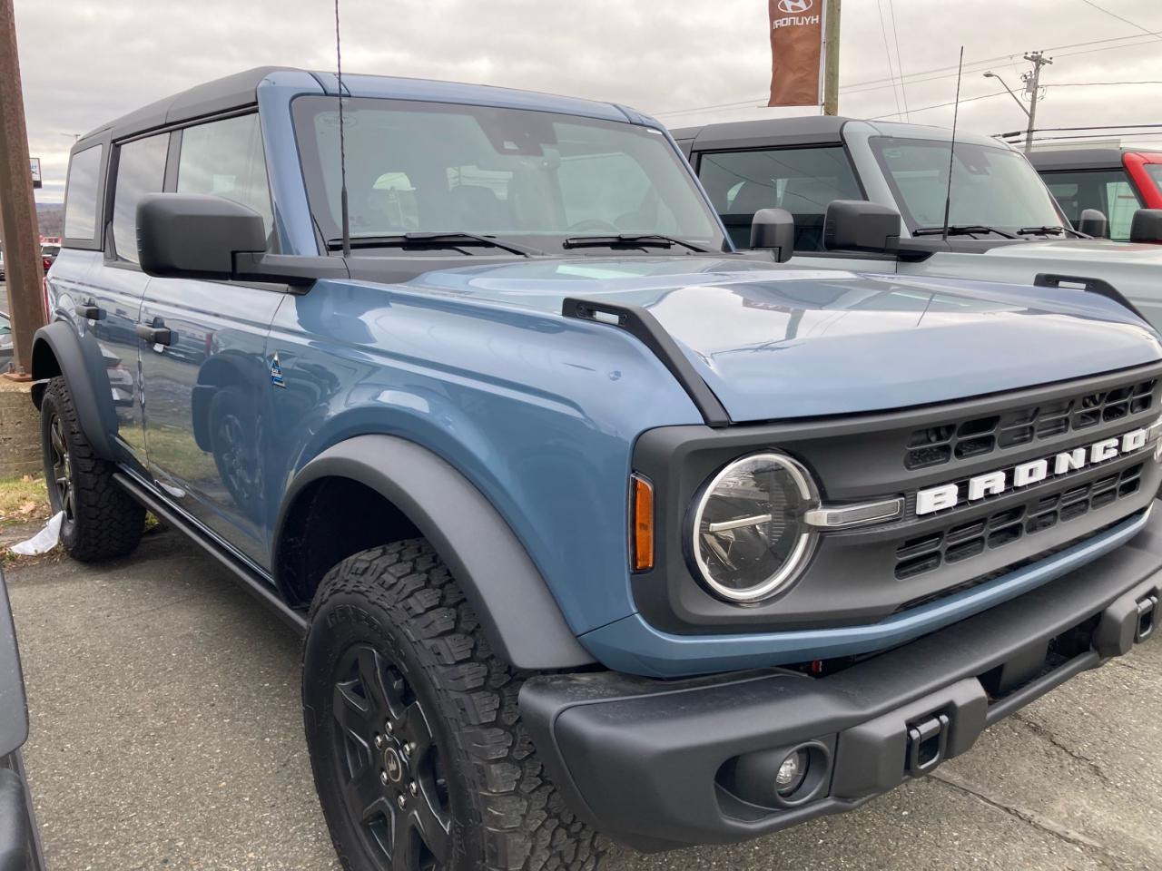 New 2024 Ford Bronco Black Diamond for sale in Mississauga, ON
