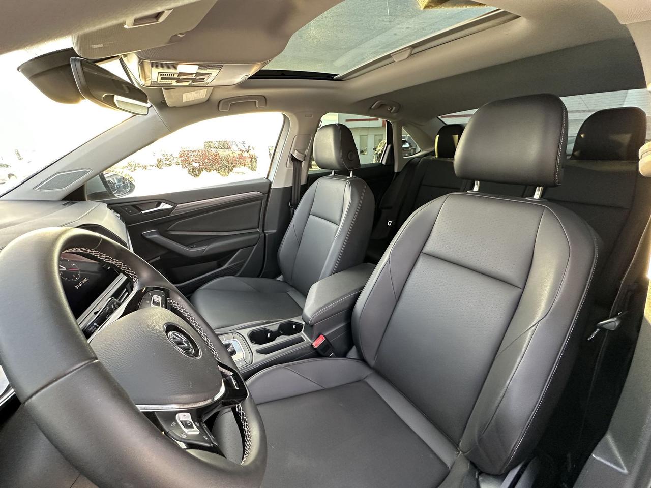2021 Volkswagen Jetta SEL Photo