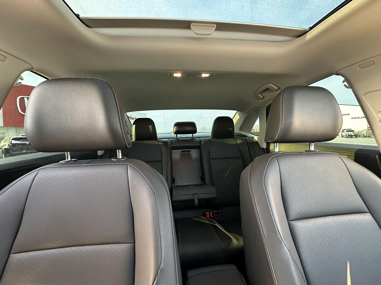 2021 Volkswagen Jetta SEL Photo