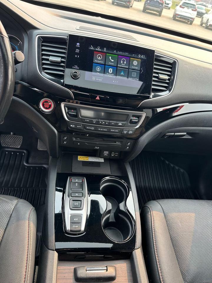 2021 Honda Pilot Black Edition AWD Photo