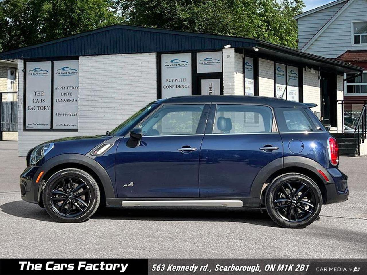 2016 MINI Cooper Countryman S ALL4 Navigation / Roof - No Accident! - Photo #3