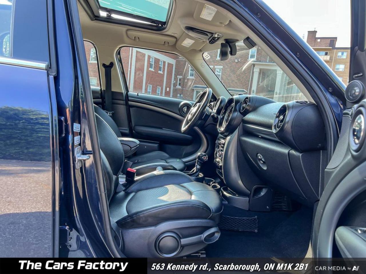 2016 MINI Cooper Countryman S ALL4 Navigation / Roof - No Accident! - Photo #22