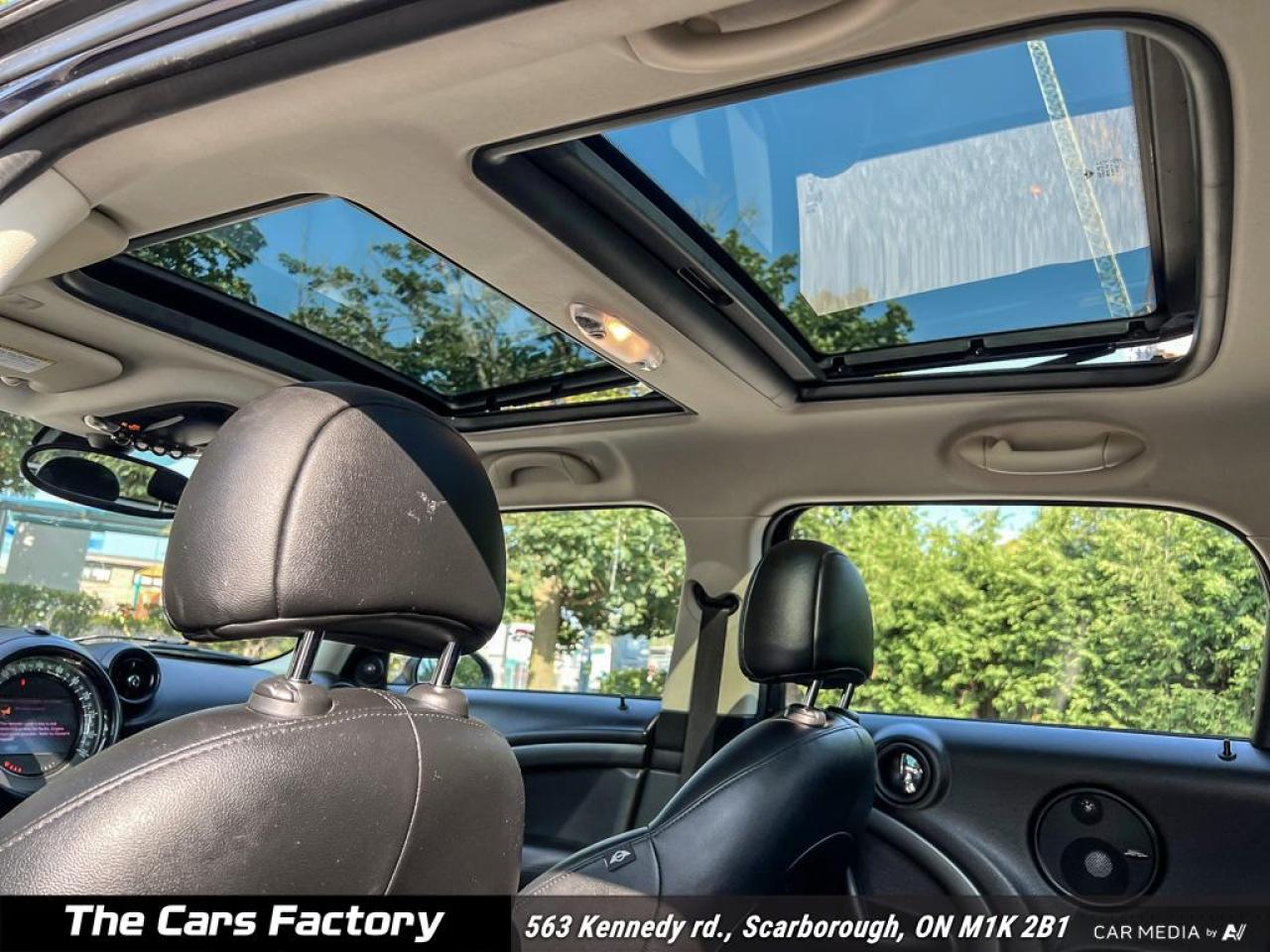 2016 MINI Cooper Countryman S ALL4 Navigation / Roof - No Accident! - Photo #21