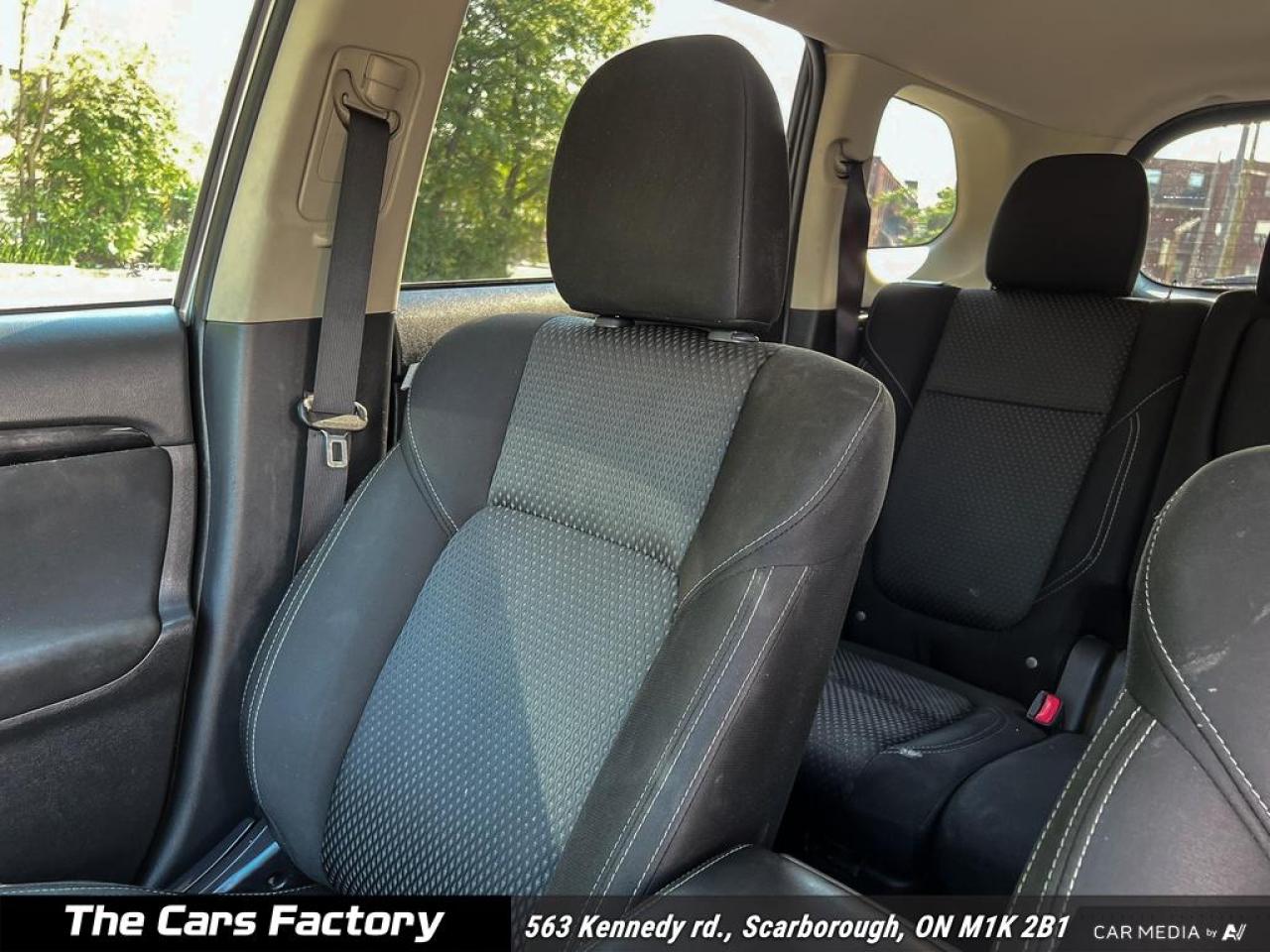 2020 Mitsubishi Outlander ES AWC 7-Passenger Apple Carplay/Camera! - Photo #21