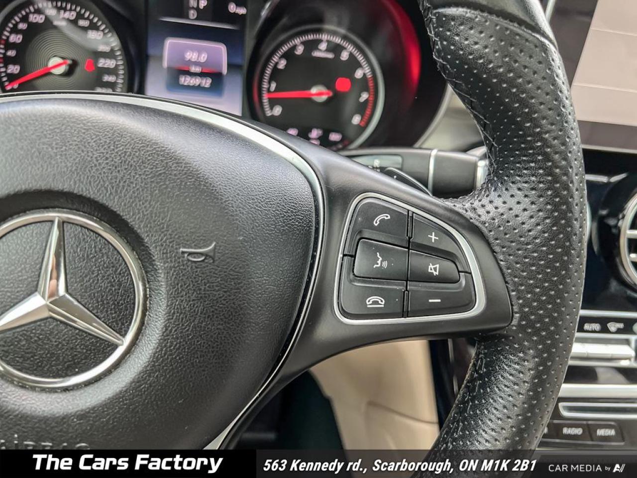 2017 Mercedes-Benz GLC-Class GLC 300 4MATIC 1-Owner No Accident! - Photo #15
