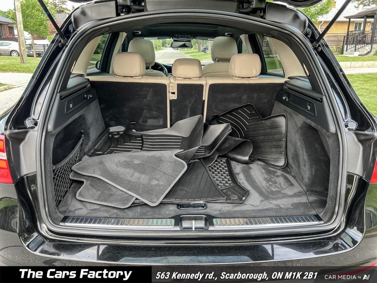 2017 Mercedes-Benz GLC-Class GLC 300 4MATIC 1-Owner No Accident! - Photo #10