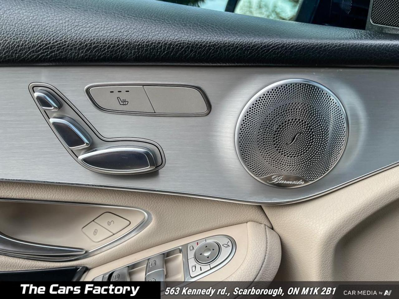 2017 Mercedes-Benz GLC-Class GLC 300 4MATIC 1-Owner No Accident! - Photo #12