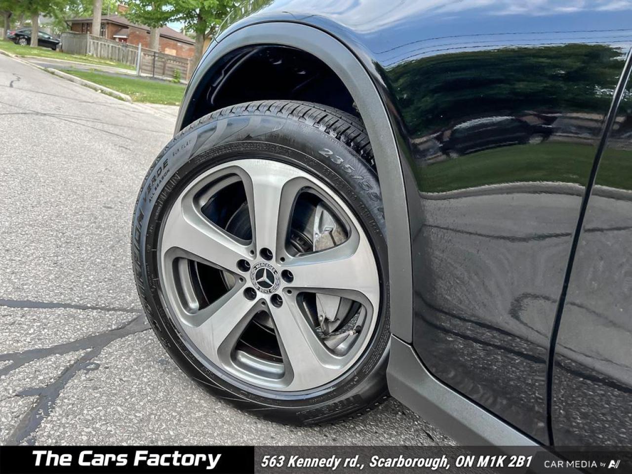 2017 Mercedes-Benz GLC-Class GLC 300 4MATIC 1-Owner No Accident! - Photo #6