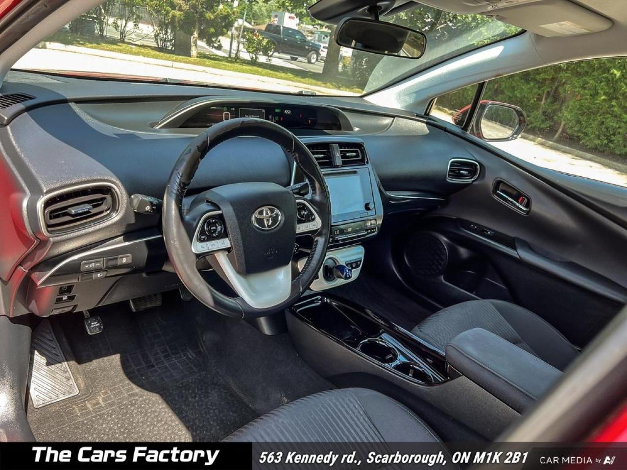 2018 Toyota Prius Prime Plug-In Hybrid 1-Owner No Accident! - Photo #12