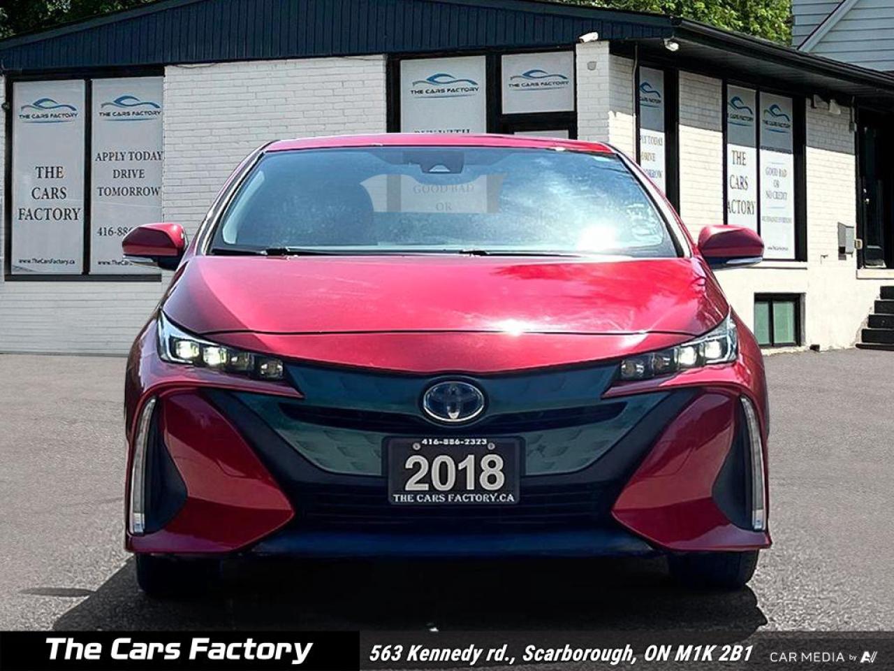 2018 Toyota Prius Prime Plug-In Hybrid 1-Owner No Accident! - Photo #2