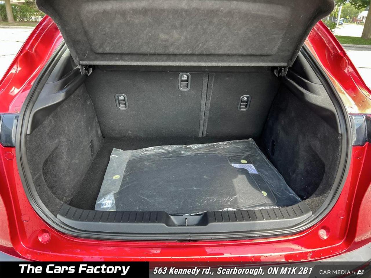 2022 Mazda CX-30 GX AWD Apple CarPlay - Camera Loaded! - Photo #11