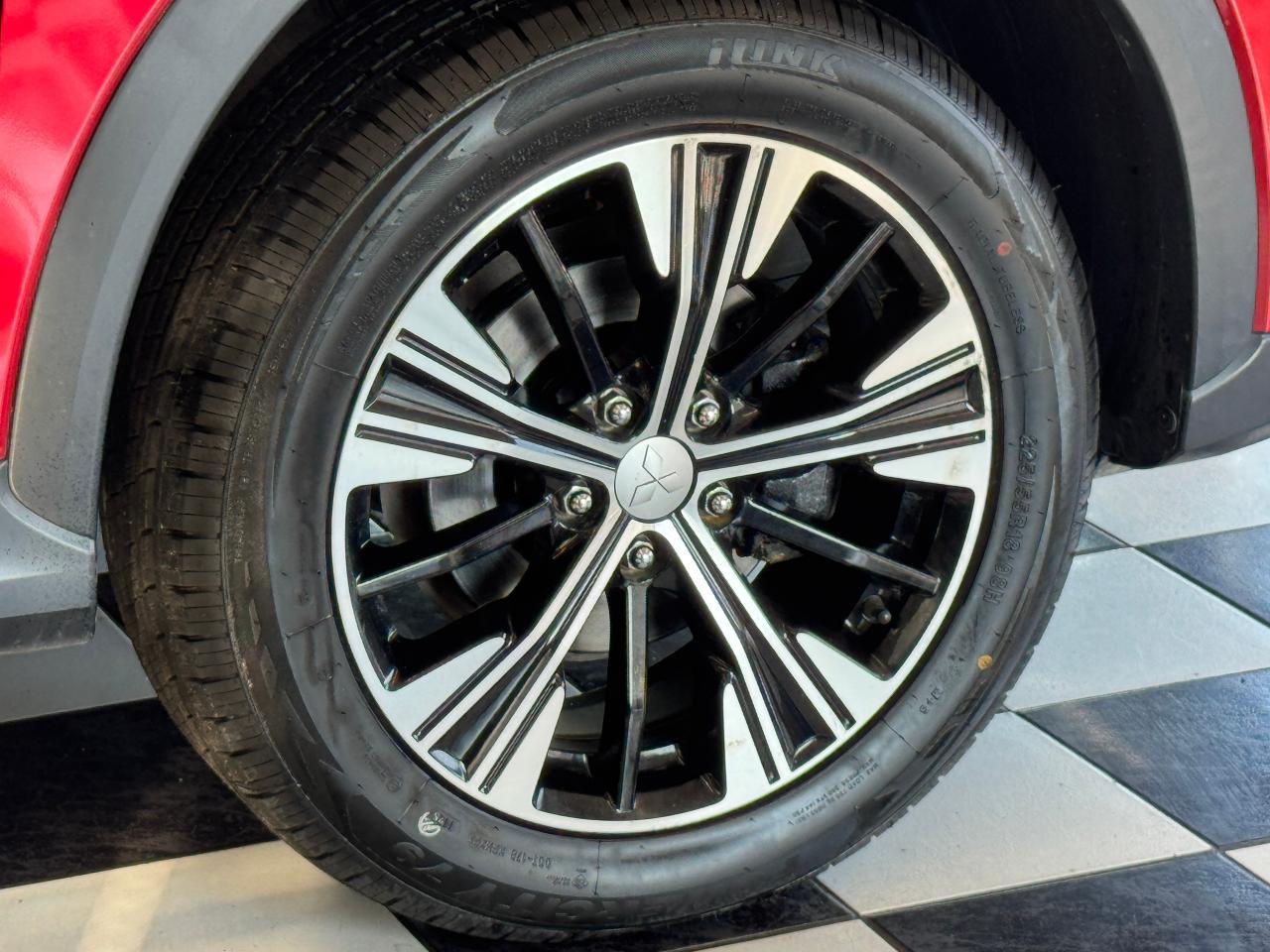 2018 Mitsubishi Eclipse Cross SE AWD+New Tires+Brakes+BSM+CLEAN CARFAX - Photo #58